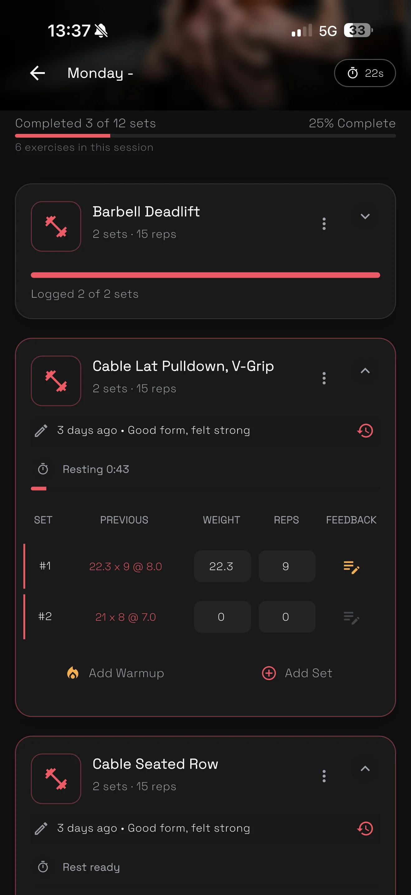 Dashboard view with muscle targeting information visible per exercise.